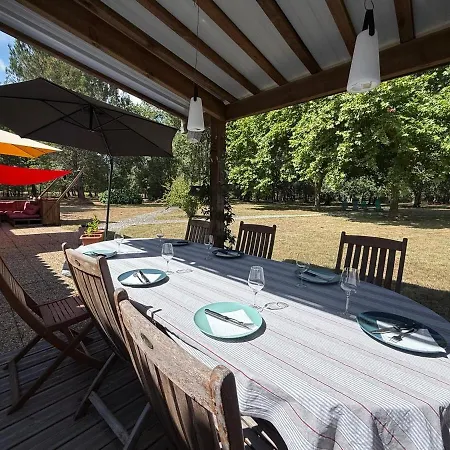 Ferme Landaise Avec Piscine , 4 Дом отдыха