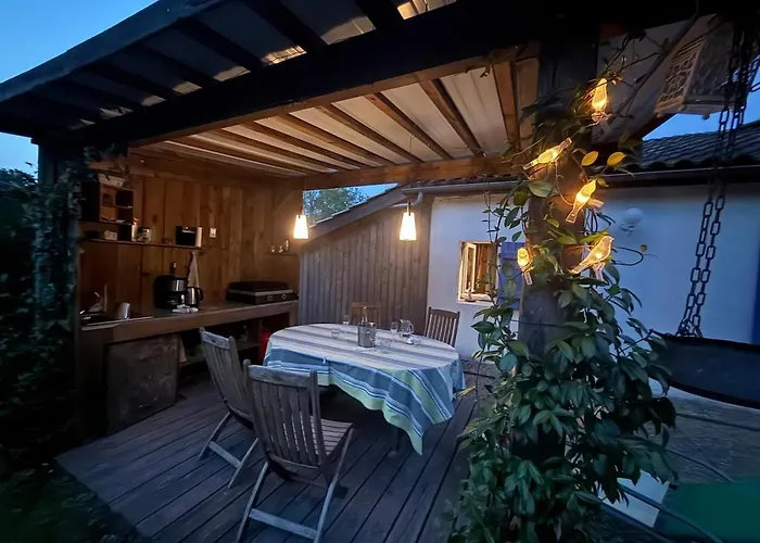 Ferme Landaise Avec Piscine , 4 * Luxey